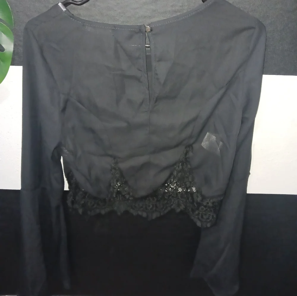 Bundle of NEW Women rhinestone bling round neck bell sleeve blouses - Picture 15 of 16